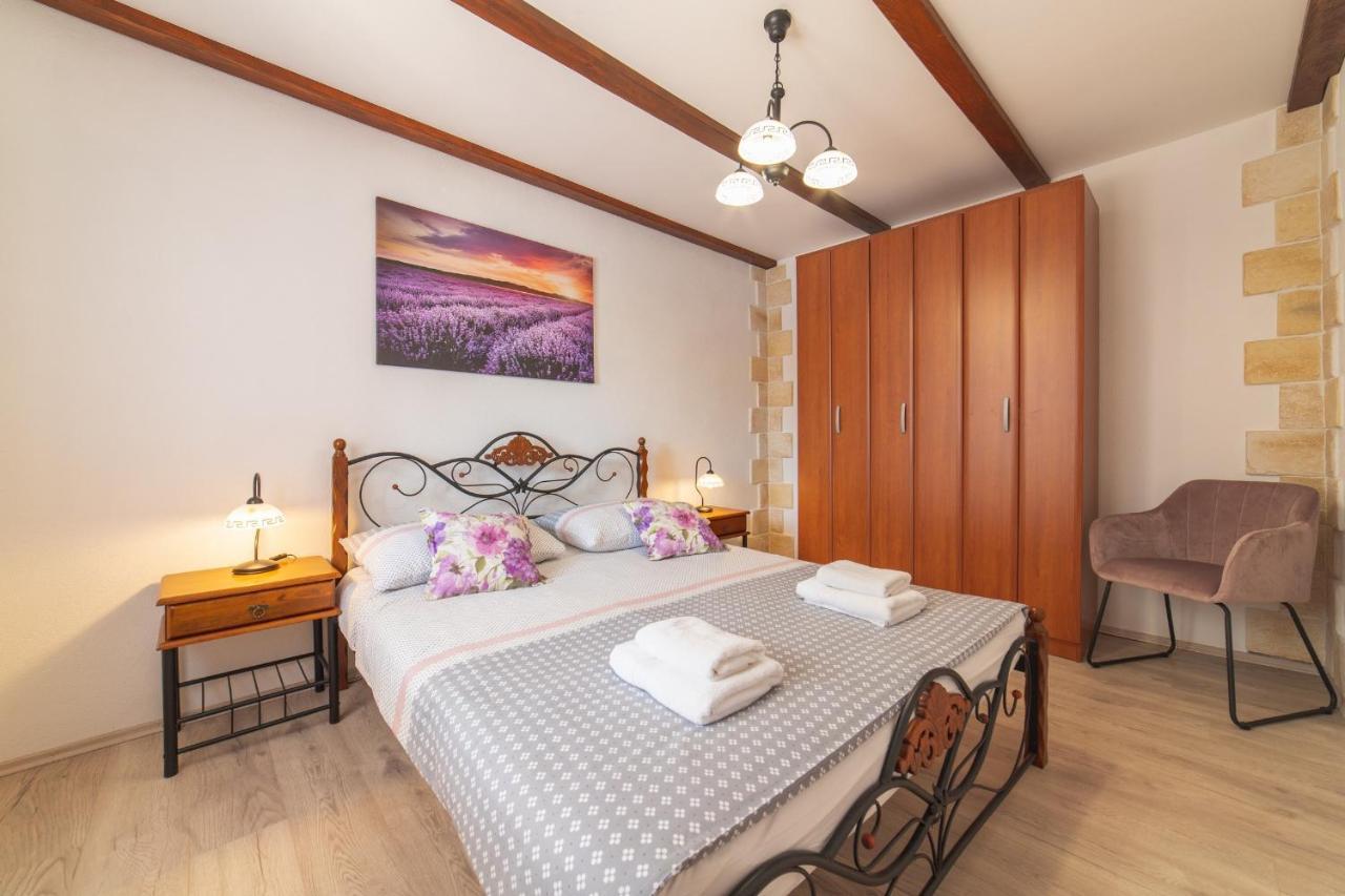 Holiday Home Sego With Private Pool Veliki Brocanac Exterior foto