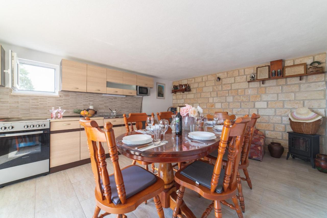 Holiday Home Sego With Private Pool Veliki Brocanac Exterior foto
